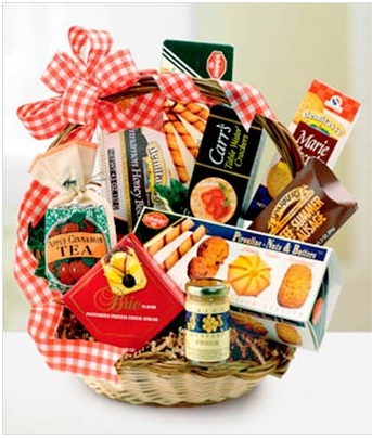 Choose the size and contents of your gourmet gift basket.